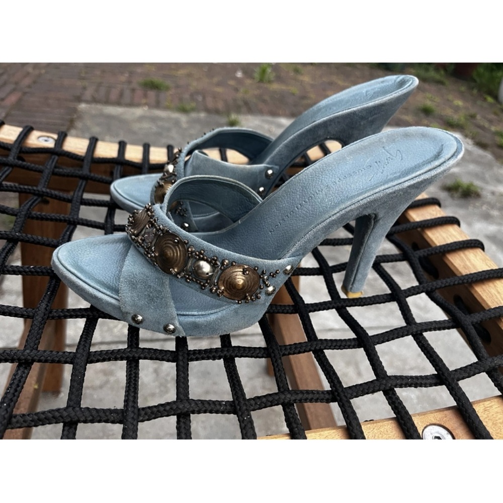 Giuseppe Zanotti Pale Blue Suede Embellished Slide Sandals - Picture 5 of 10